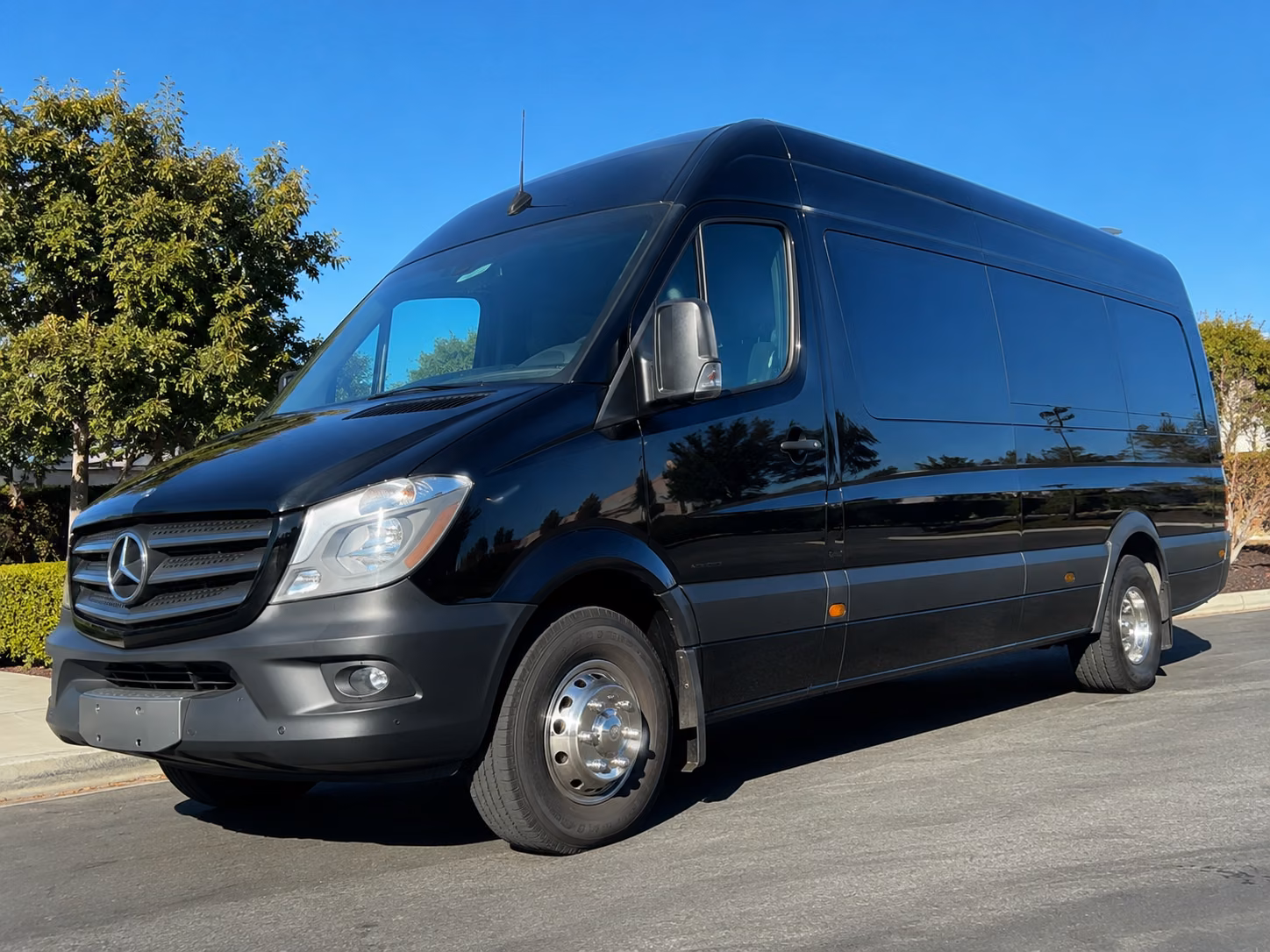 any hour sprinter van airport transfers for red eye flights and early morning pickups in yonkers
