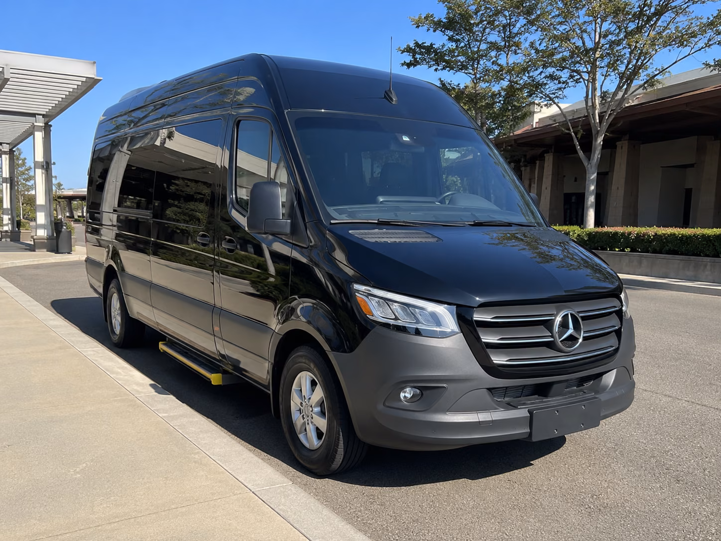 yonkers 8 passenger sprinter van